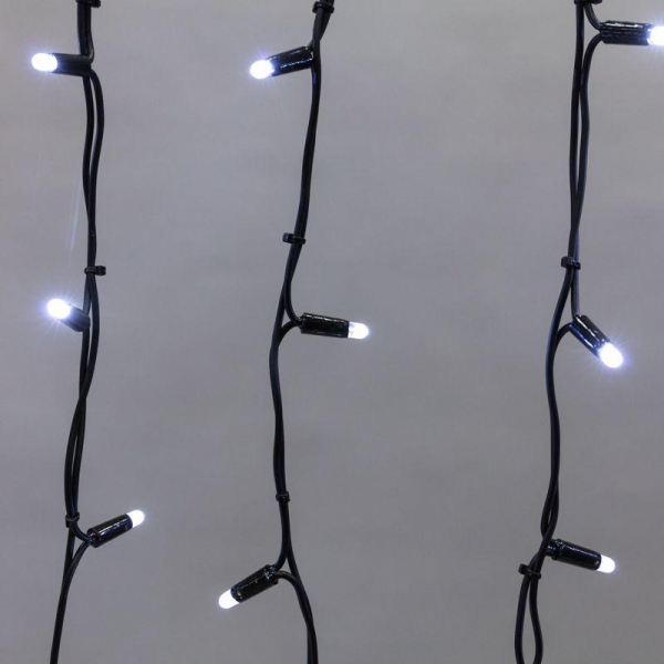 Гирлянда светодиодная "Айсикл" (бахрома) 4х0.6м 128LED бел. 10Вт 230В IP67 эффект мерцания провод каучук черн. (нужен шнур питания 315-000) Neon-Night 255-235