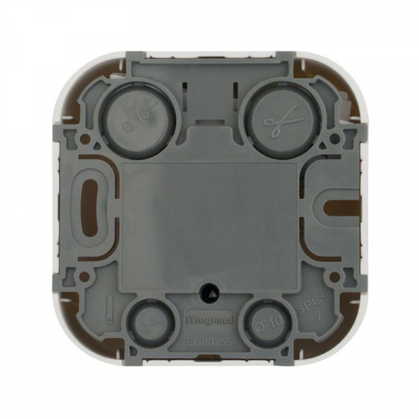 Розетка телевизионная TV 1-м ОП Quteo IP20 с топологией "звезда" бел. IEK 782215