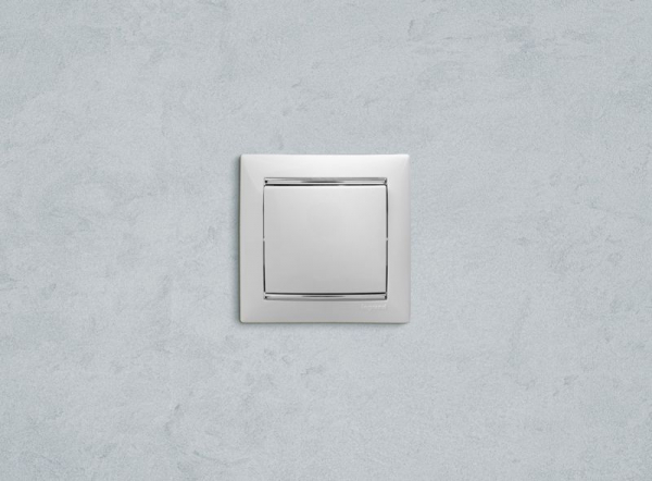 Выключатель 1-кл. 1п 1мод. СП Valena 10А IP31 250В механизм бел. IEK 774401
